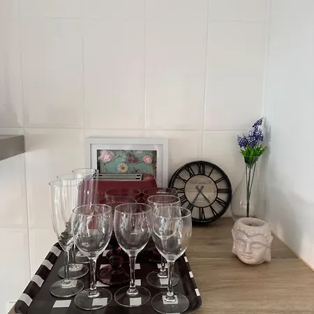 아파트 Luxury Svetlanka House Fenals