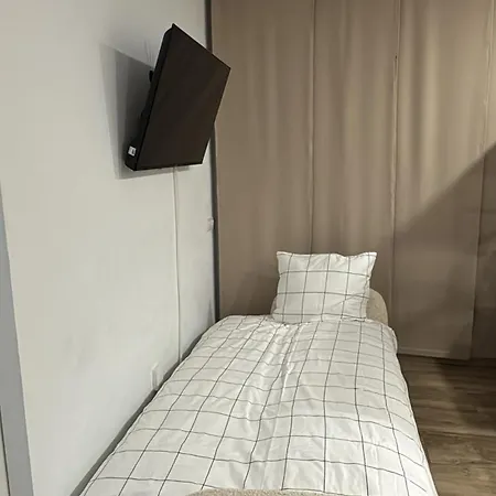 아파트 Luxury Svetlanka House Fenals