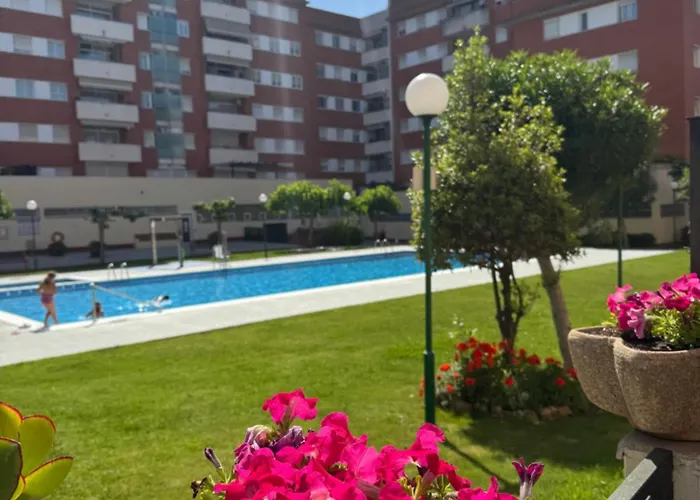 Апартаменти Luxury Svetlanka House Fenals *